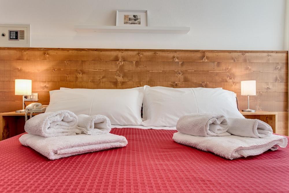 Casa Portofino Rooms&Breakfast Cesenatico Eksteriør billede